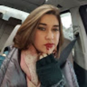 Meet your Posher, Alejandra